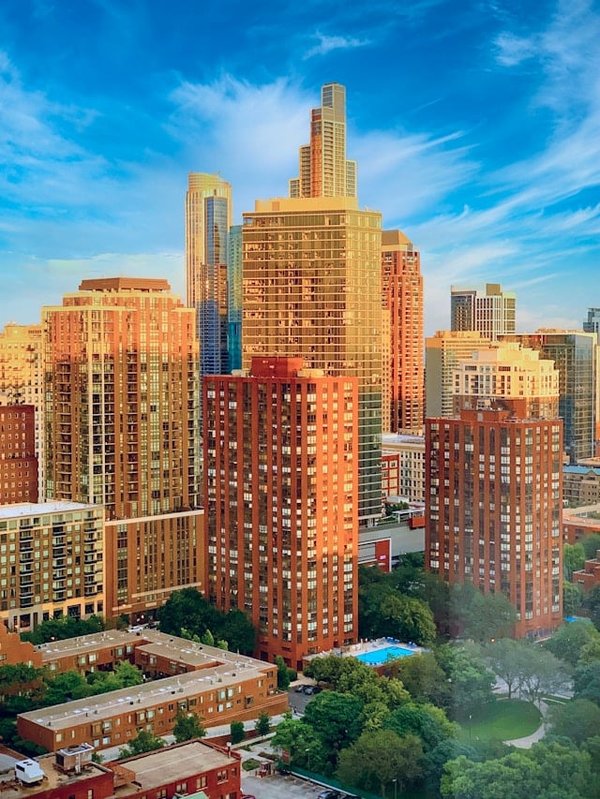 Comment devenir un professionnel compétent en design de mode éthique et durable ?