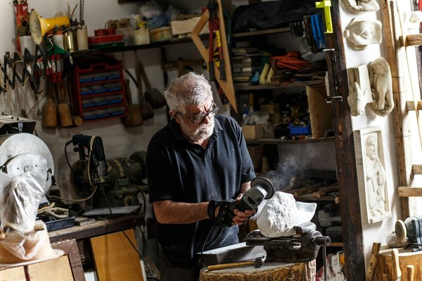 Qualité et sur-mesure avec votre marbrier à Lyon